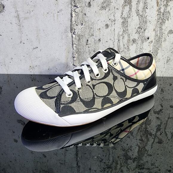 Coach Shoes - COACH Zorra Signature Sneakers, Women's Size 8 - A1421